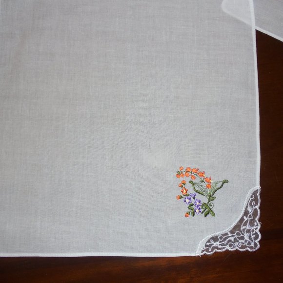 Handkerchiefs Set of 4 Embroidered Cotton 10.5" x 10.5" - Picture 4 of 4